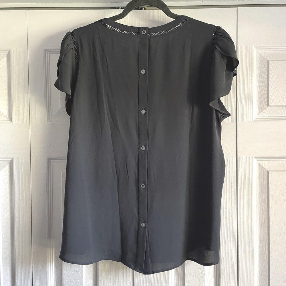 Gray Loft Top With Button-Down Back - image 2